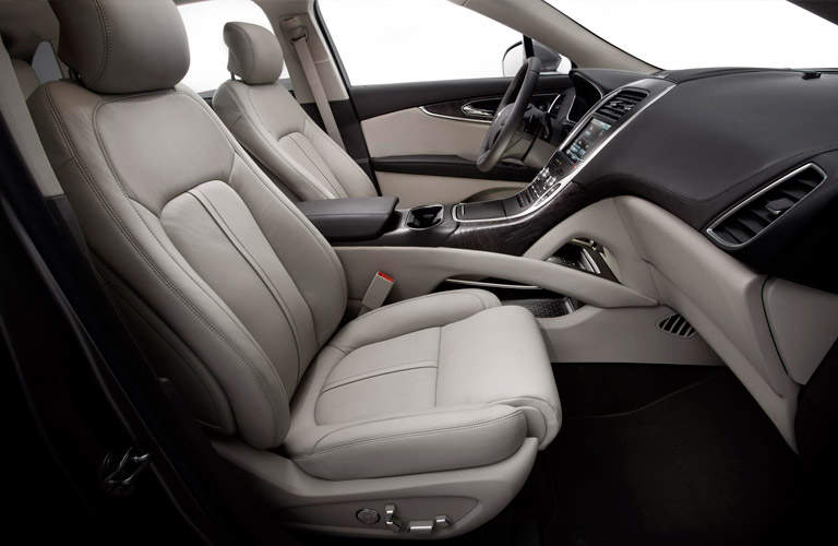 2017 Lincoln MKX front interior cabin_o