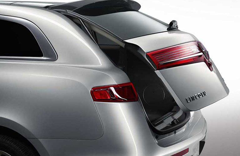 2017 Lincoln MKT power liftgate