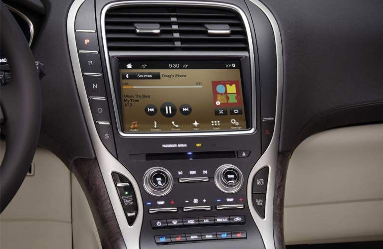 2017 Lincoln MKX technology features