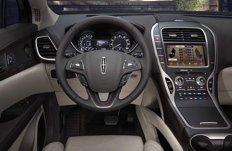 2017 Lincoln MKX interior features