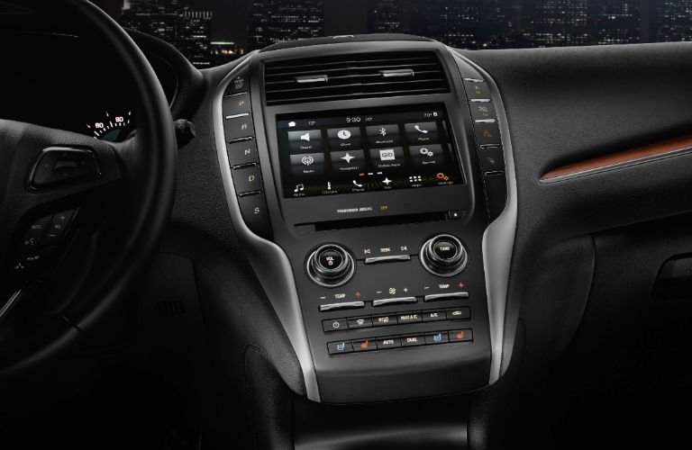 2017 Lincoln MKC interior infotainment system