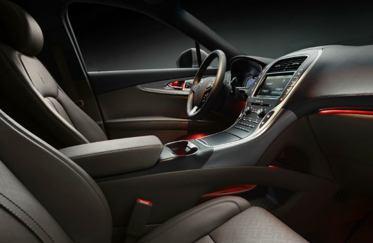 2016 Lincoln MKX interior features